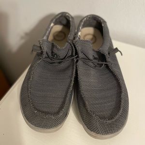 Hey Dudes casual shoes